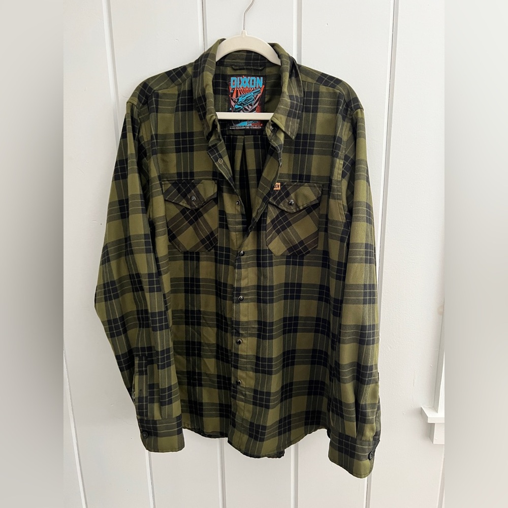 DIXXON Men's Green and Black Checkered Shirt